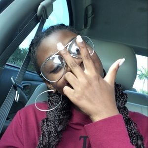 Meet your Posher, Lissa